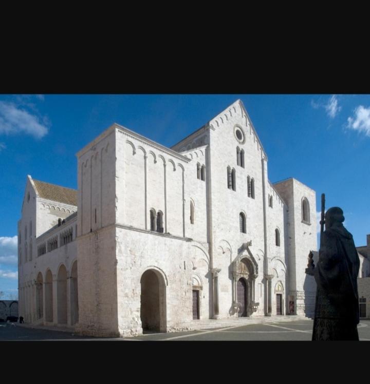 Palazzo In Corte - Nel Cuore Di Bari Apartment Exterior photo